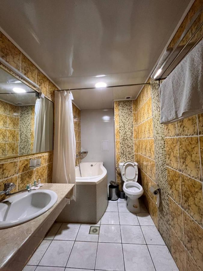 Hôtel Grand Uzbegim à Tachkent Extérieur photo